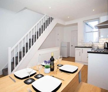 Gyllyng Street, Falmouth, TR11 - Photo 3