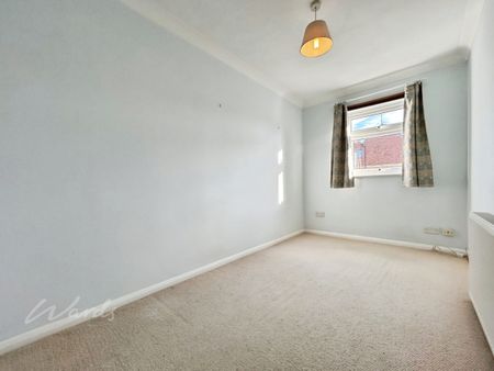 2 bedroom end of terrace house to rent - Photo 2