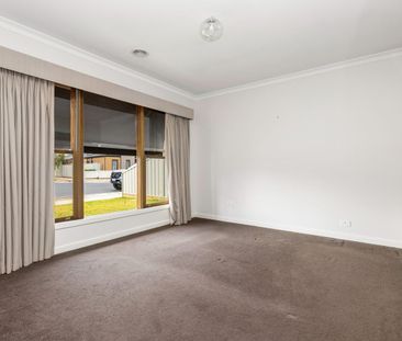 Stunning Family Home with Spacious Living & Outdoor Entertaining - Photo 1