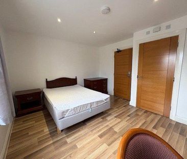 4 bedroom house share to rent - Photo 1