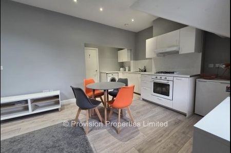 1 Bedroom Flats in Leeds - Photo 5