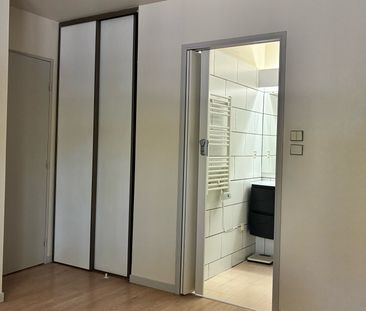 Location Appartement 2 pièces 44m² AIX EN PROVENCE 13100 - Photo 3