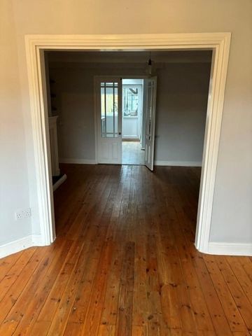 3 bedroom terraced house to rent - Photo 4