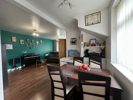 3 bedroom semi-detached house to rent - Photo 2