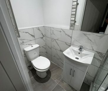 Studio to rent - Photo 6