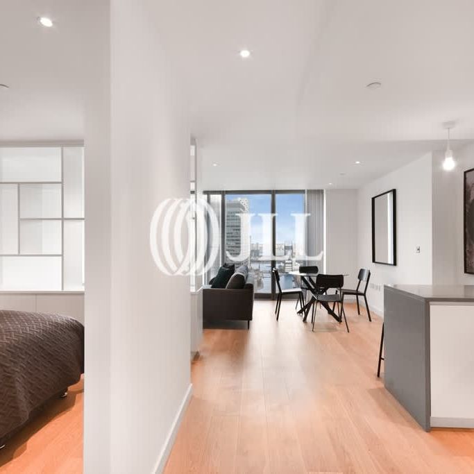 Landmark Pinnacle, Marsh Wall E14 - Photo 1