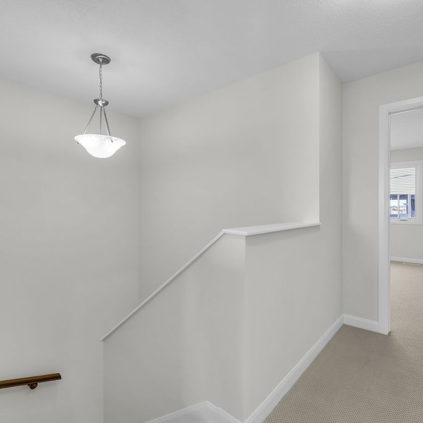 For Lease - 2526 Espirit Drive, Orleans - Cumberland and Area, Ontario - Photo 1