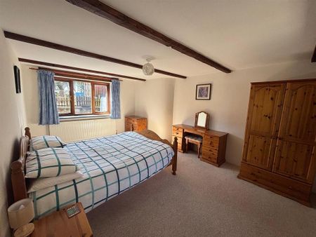 3 bedroom detached house to rent - Photo 3