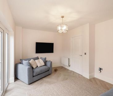 5 bedroom terraced house to rent - Photo 3