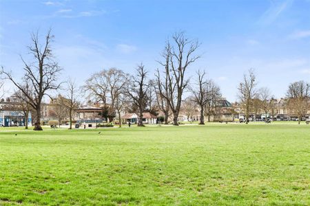 3 bedroom flat to rent - Photo 5