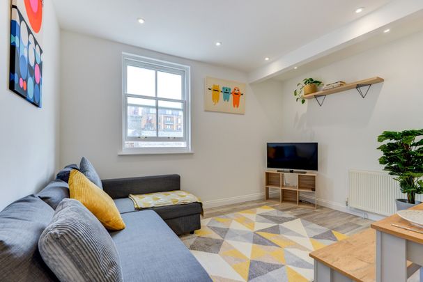 1 Bed Flat, North Laine, BN1 - Photo 1
