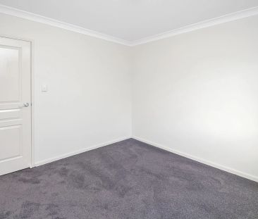 BRIGHT MODERN LIVING IN PARRAMATTA FRINGE LOCATION - Photo 3