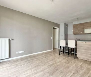 Appartement Corbeil Essonnes 3 pièce(s) 52.11 m2 - Photo 3