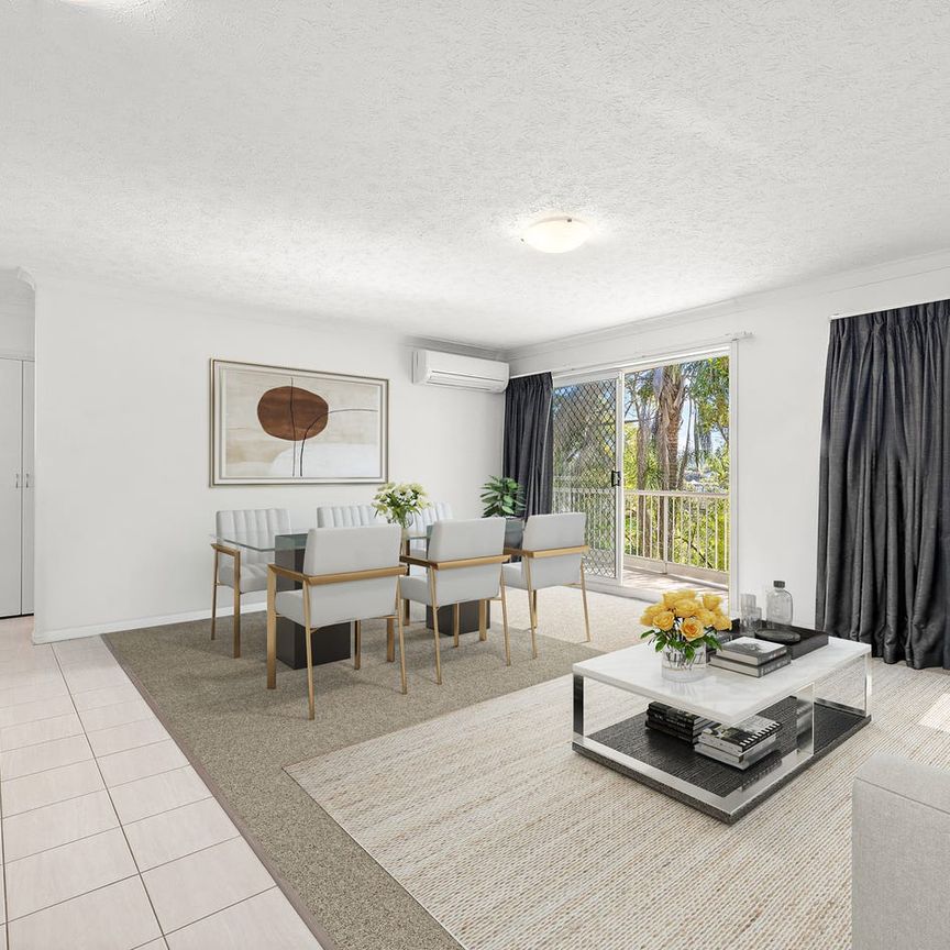 Light, Space and Lifestyle in Prime Coorparoo Location - Photo 1