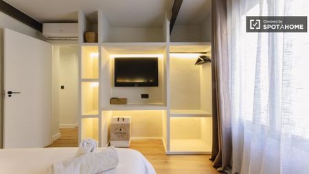 2 room luxury Apartment for rent in Valencia - Photo 3