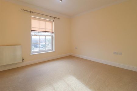 Downing Court, Swaffham Bulbeck, Cambridge - Photo 3