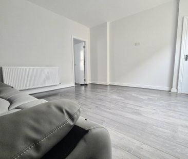 Wellington Place - Photo 3