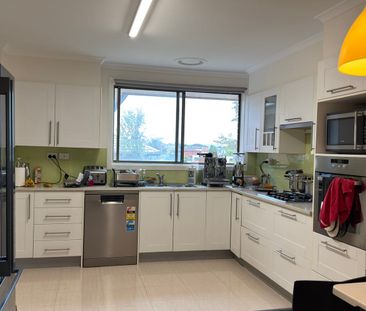 Single-Level Living in Prime Doncaster Location - Photo 5