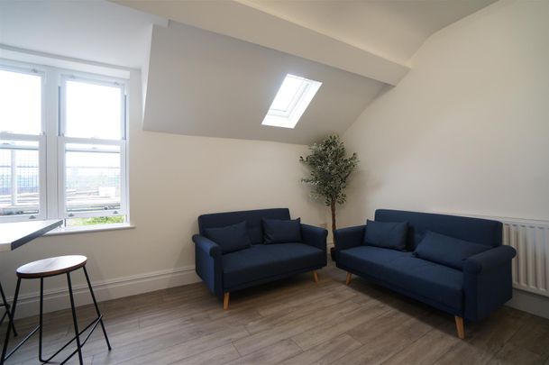 6 Bala Bangor Holyhead Road - Photo 1