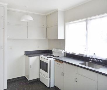 Convenient Location - Photo 5