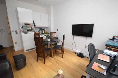 1 bedroom apartment to rent - Photo 2