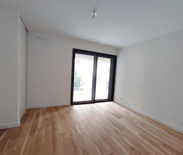 Appartement 3 pièces 78m2 MARSEILLE 7EME 1 370 euros - Photo 6