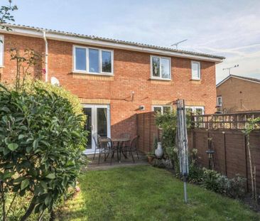2 bedroom terraced house to rent - Photo 1