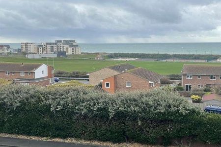 Grosvenor Court, Claremont Road, BN25 - Photo 3