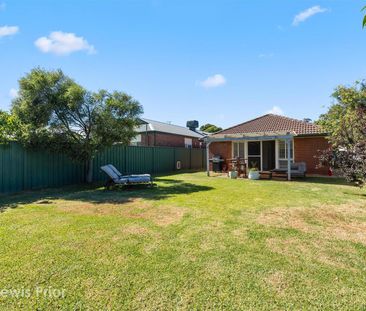 Family Home In Great Location - Photo 4