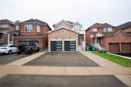 For Lease - 54 Albright Road, Brampton, Ontario - Photo 2