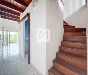 Location Appartement 2 pièces 57m² REMIRE MONTJOLY 97354 - Photo 6