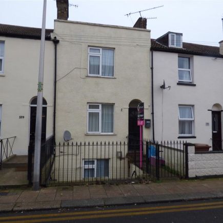 4 Bed - Saunders Street, Gillingham - Photo 2