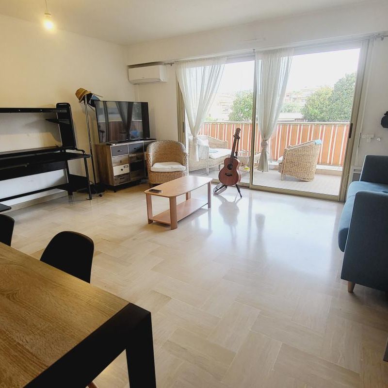 Location Appartement 1 pièce Meublé 35m² ST LAURENT DU VAR 06700 - Photo 1