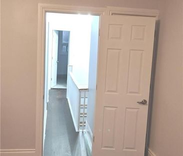 For Lease - 77 Newmarket Avenue Unit# Upper, Toronto, Ontario - Photo 4