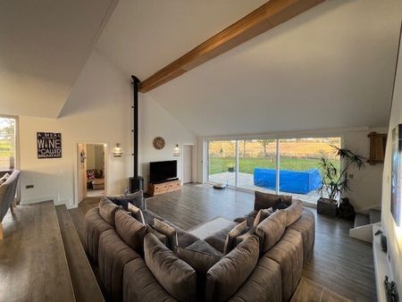 Rowley Mews, Leiston - Photo 2