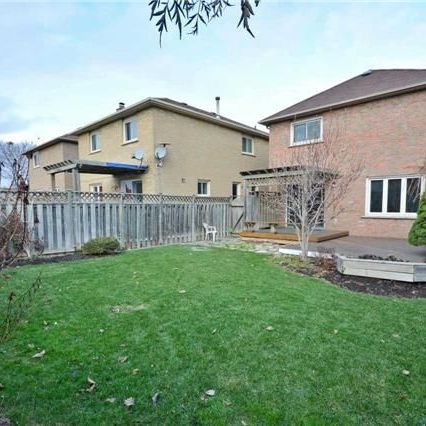 For Lease - 16 Niles Court, Brampton, Ontario - Photo 1