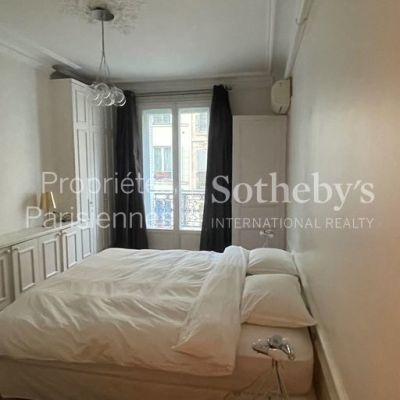 Appartement à louer à Paris 8Ème - Photo 1