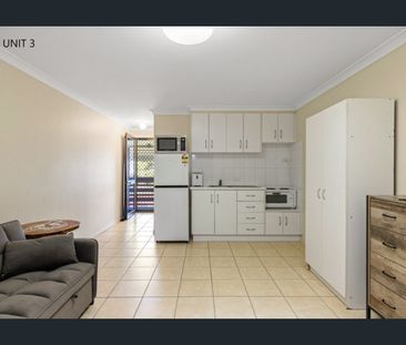 Comfortable Living Made Easy - Photo 4