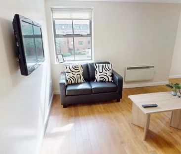 Gold Studio - Photo 5