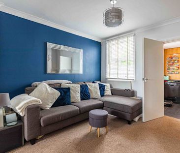 2 bed Terraced for rent - Photo 1