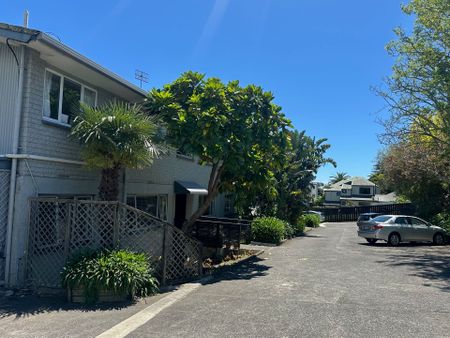 Renovated Unit - Photo 5