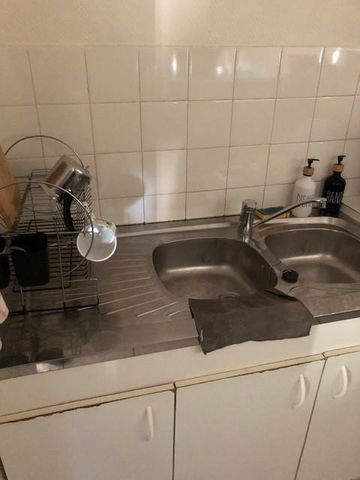 Location Appartement 3 pièces 77m² VAULX EN VELIN 69120 - Photo 4