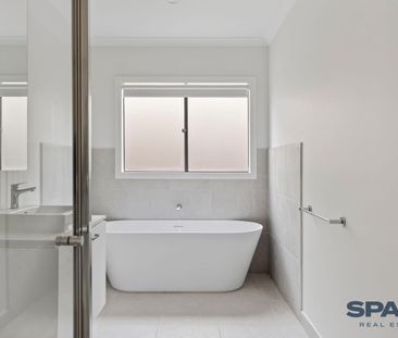 Stunning Family Home in Beveridge - Photo 6