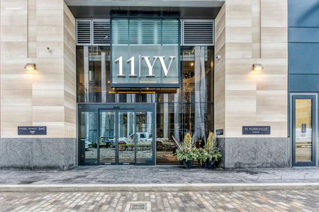 For Lease - 11 Yorkville Avenue Unit# 2507, Toronto, Ontario - Photo 4
