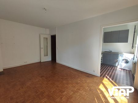 T1 DE 25 m² PROCHE LYCEE RENOIR - Photo 3