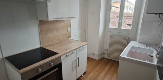 Location Appartement 2 pièces 44m² EPERNON 28230 - Photo 2