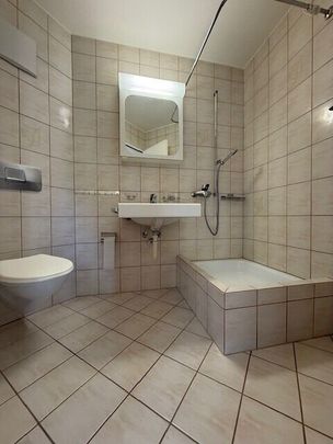 Gemütliche Wohnung mit Sitzplatz - Photo 1