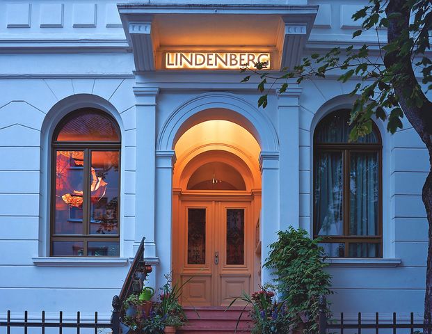 City-Residence: Lucy im LINDENBERG - Individuelles Designer-Studio in Stadtvilla - Photo 1