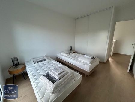 Location Appartement 3 pièces 60m² LAUNAGUET 31140 - Photo 2