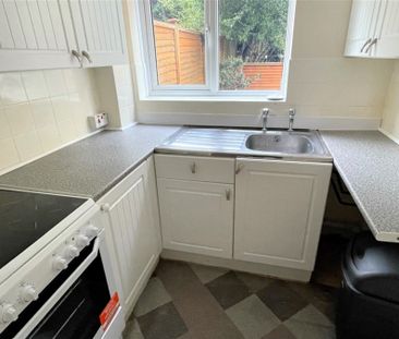 Orchid Close, Taunton - Photo 4